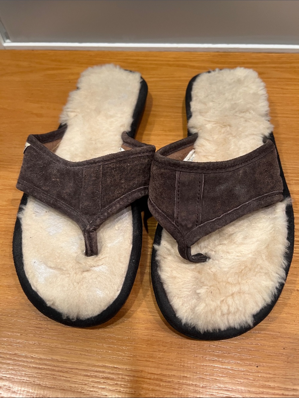 Smart dogs thong sandals shearling leather brown 7.5/8